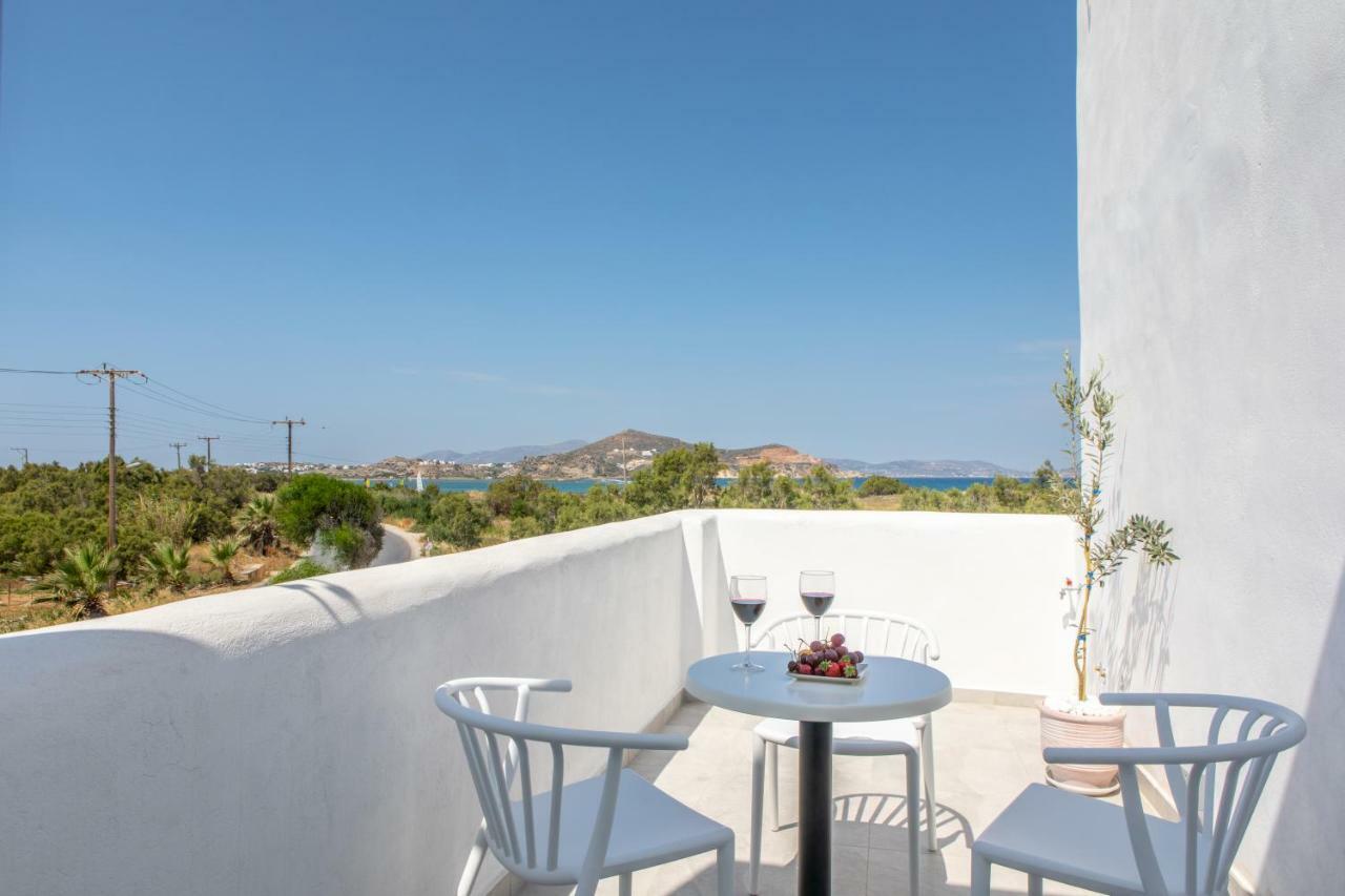Crystal Mare Suites Naxos City Ngoại thất bức ảnh